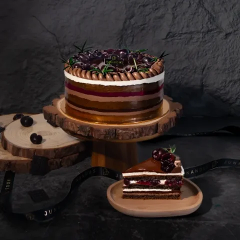 Valrhona® Black Forest Chocolate Chiffonge®