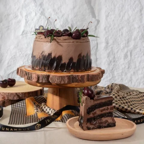 Valrhona® Black Forest Chocolate Chiffonge®