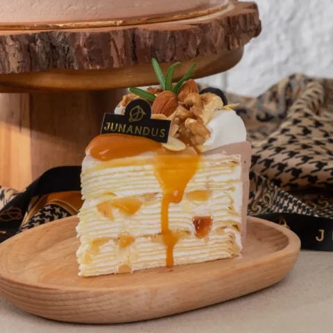 Salted ZERO Caramel Almond Vanilla Crêpe (Slice)