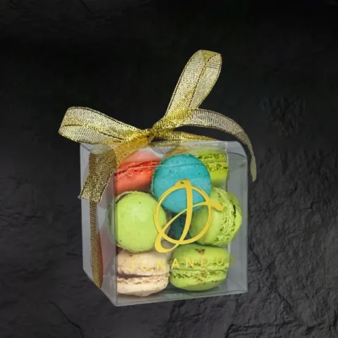 Mini Macarons (Chocolate)