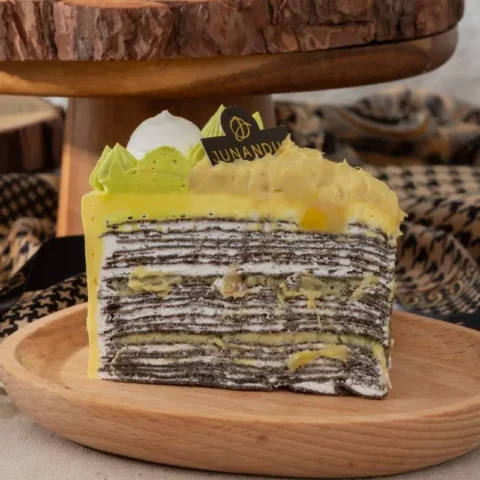 24K Musang King Durian Crêpe (Slice)