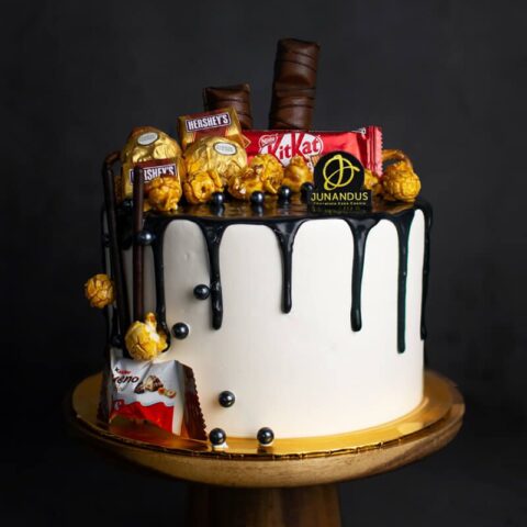 Majestic Gold Designer Cake