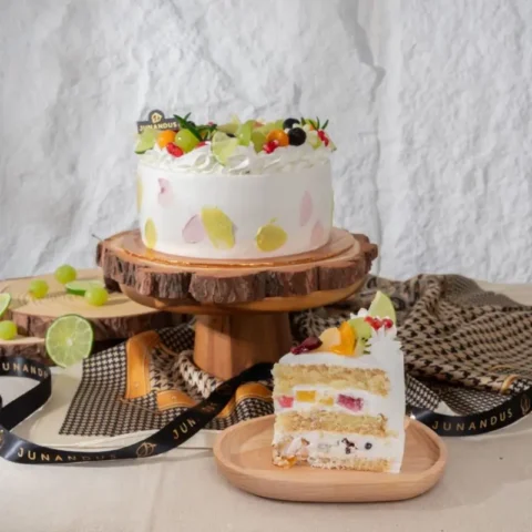 Rainbow Fruit Chantilly Chiffonge® Cake