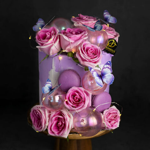 Huntrix Designer Cake