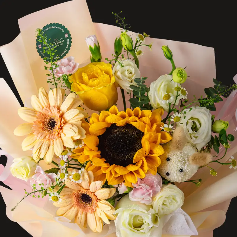 Desly Fresh Flower Bouquet - Image 2
