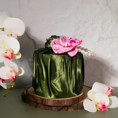 Emerald Bloom Raya Gift Set