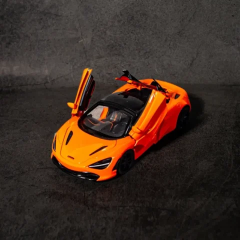 McLaren 720S Car