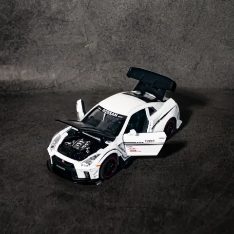 Nissan GT-R Car